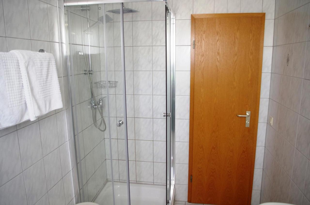 Hotel Gasthof Zum Walfisch Клінґенталь Екстер'єр фото